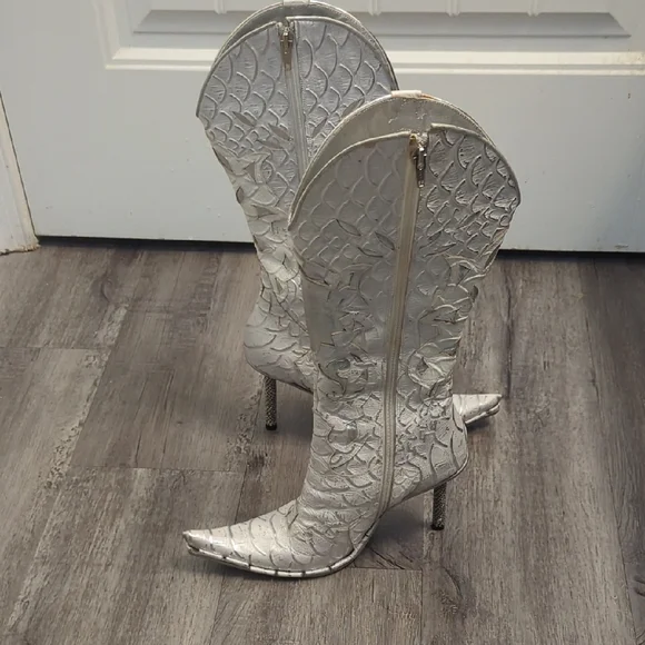 Ce Fou Shoo Pre-owned Rhinestone Heel weztern Boots - Picture 7 of 13